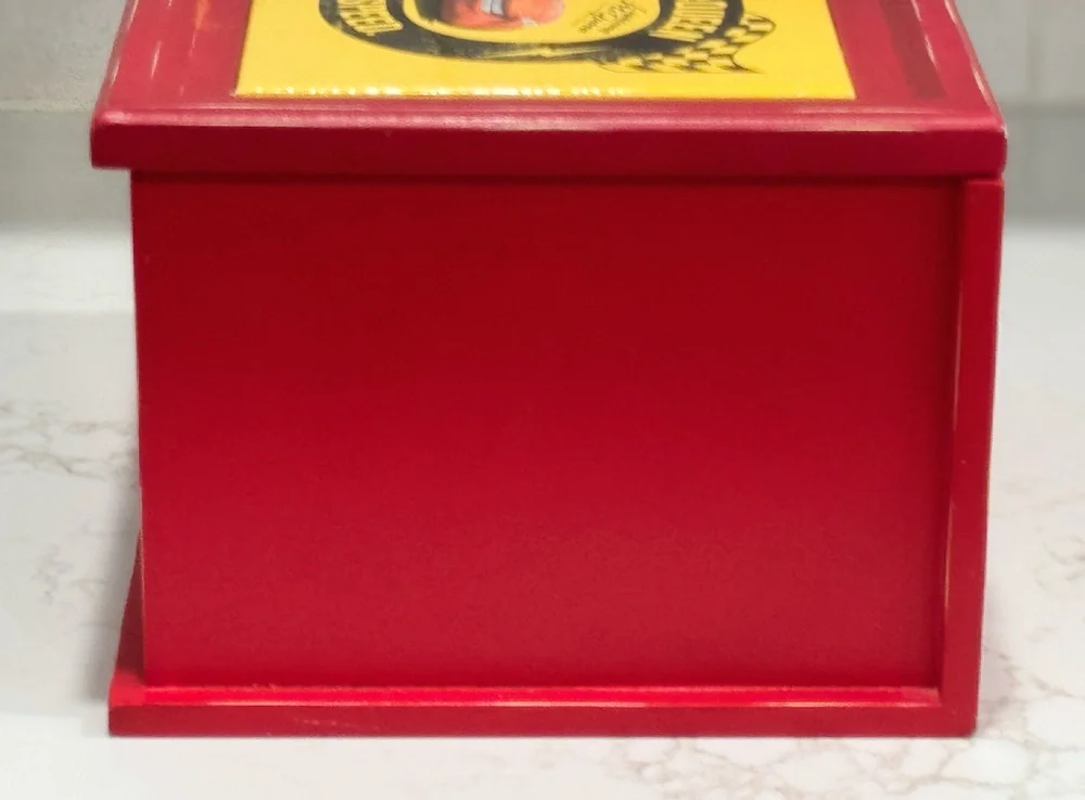 RARE Genuine Disney Pixar Cars Lightning McQueen Red Wooden Storage Chest Box